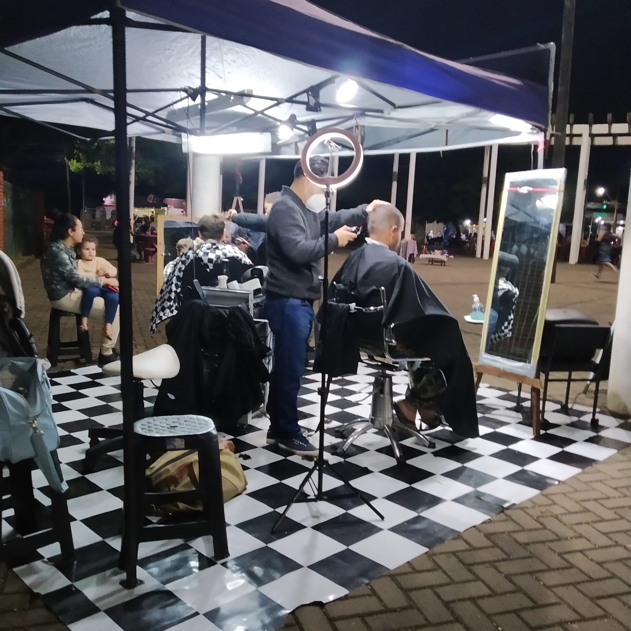 Barbearia na Praça